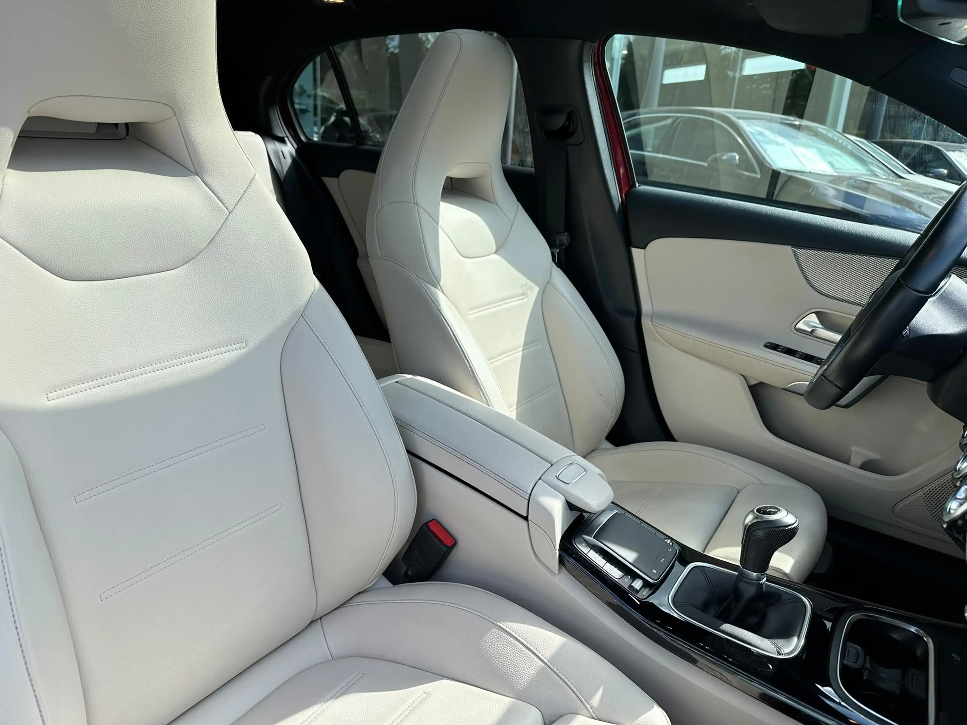 Mercedes-Benz A 180 A — photo 14