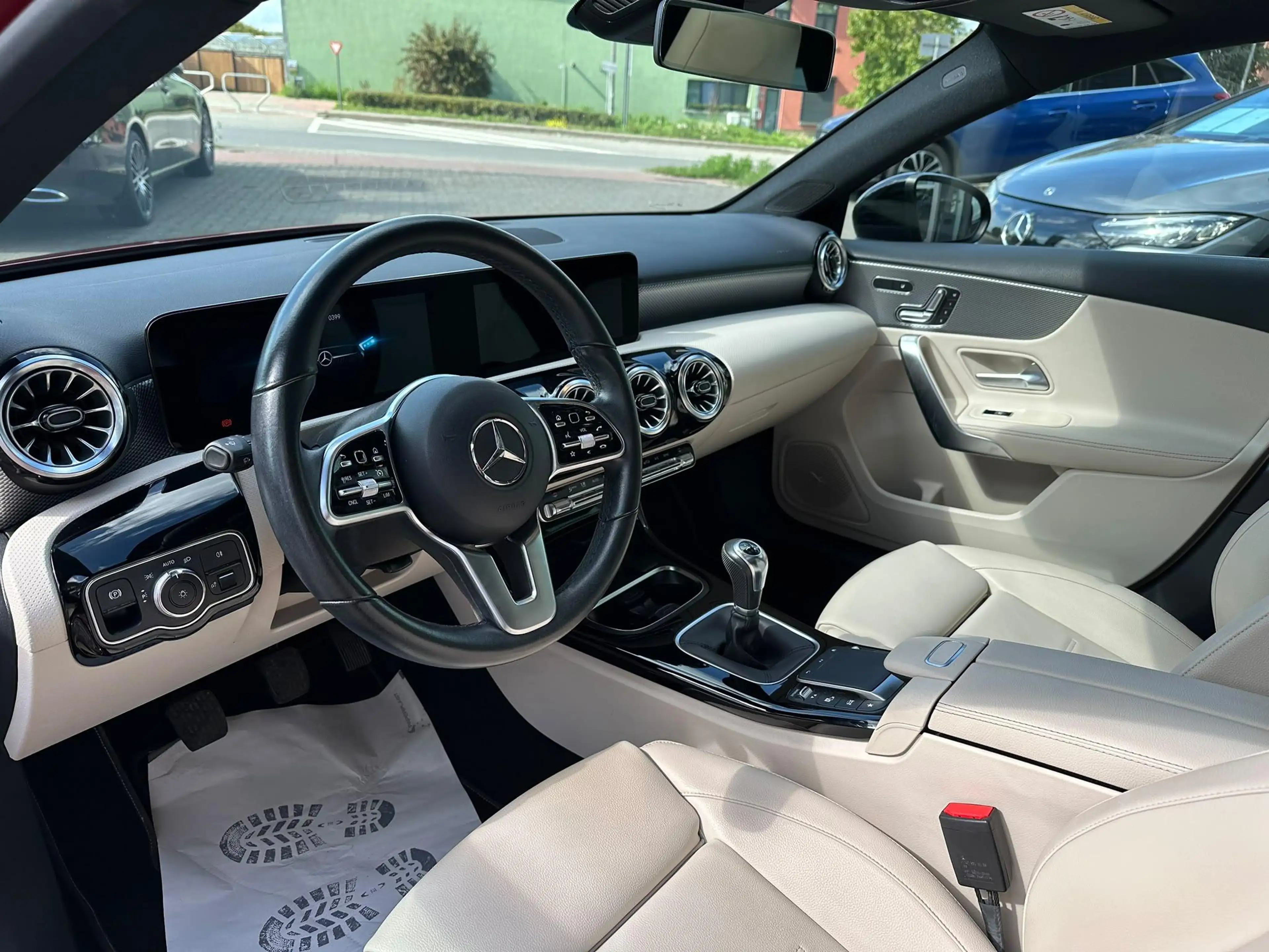 Mercedes-Benz A 180 A — photo 12