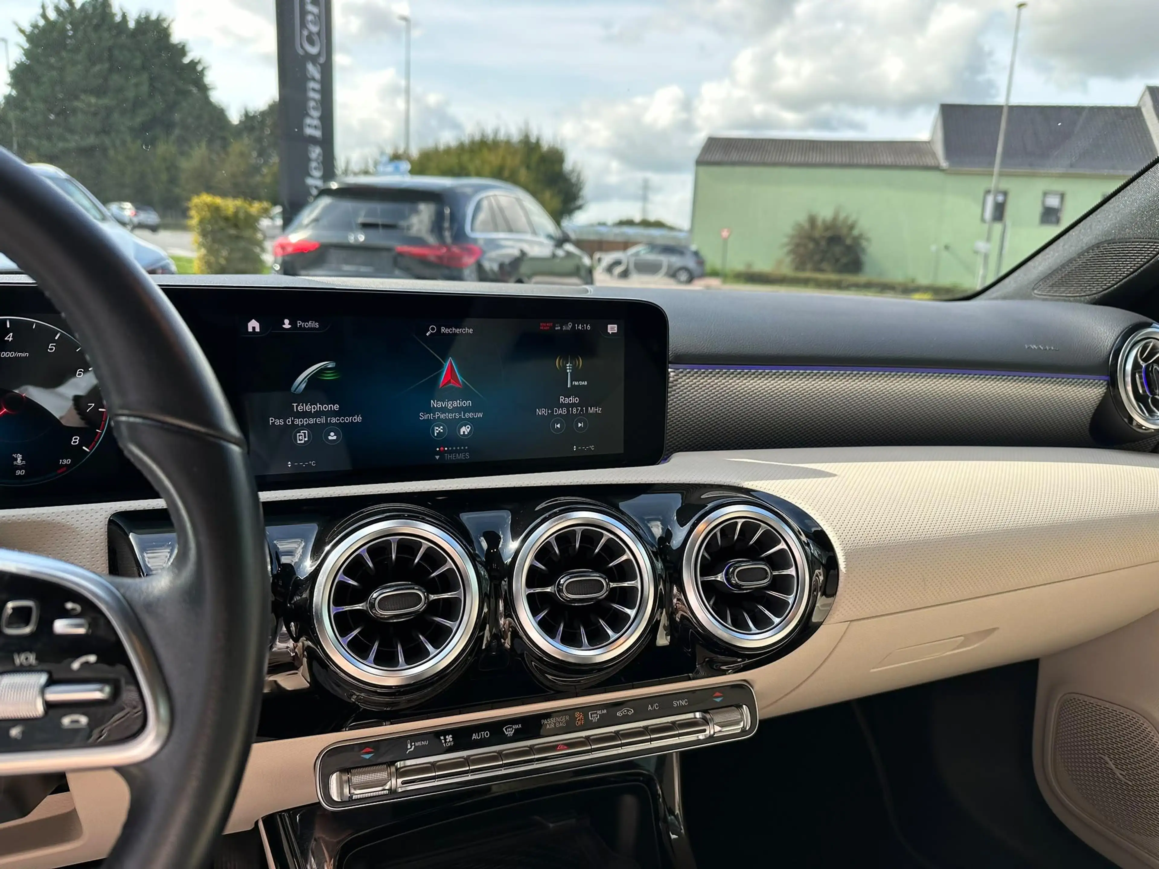 Mercedes-Benz A 180 A — photo 24