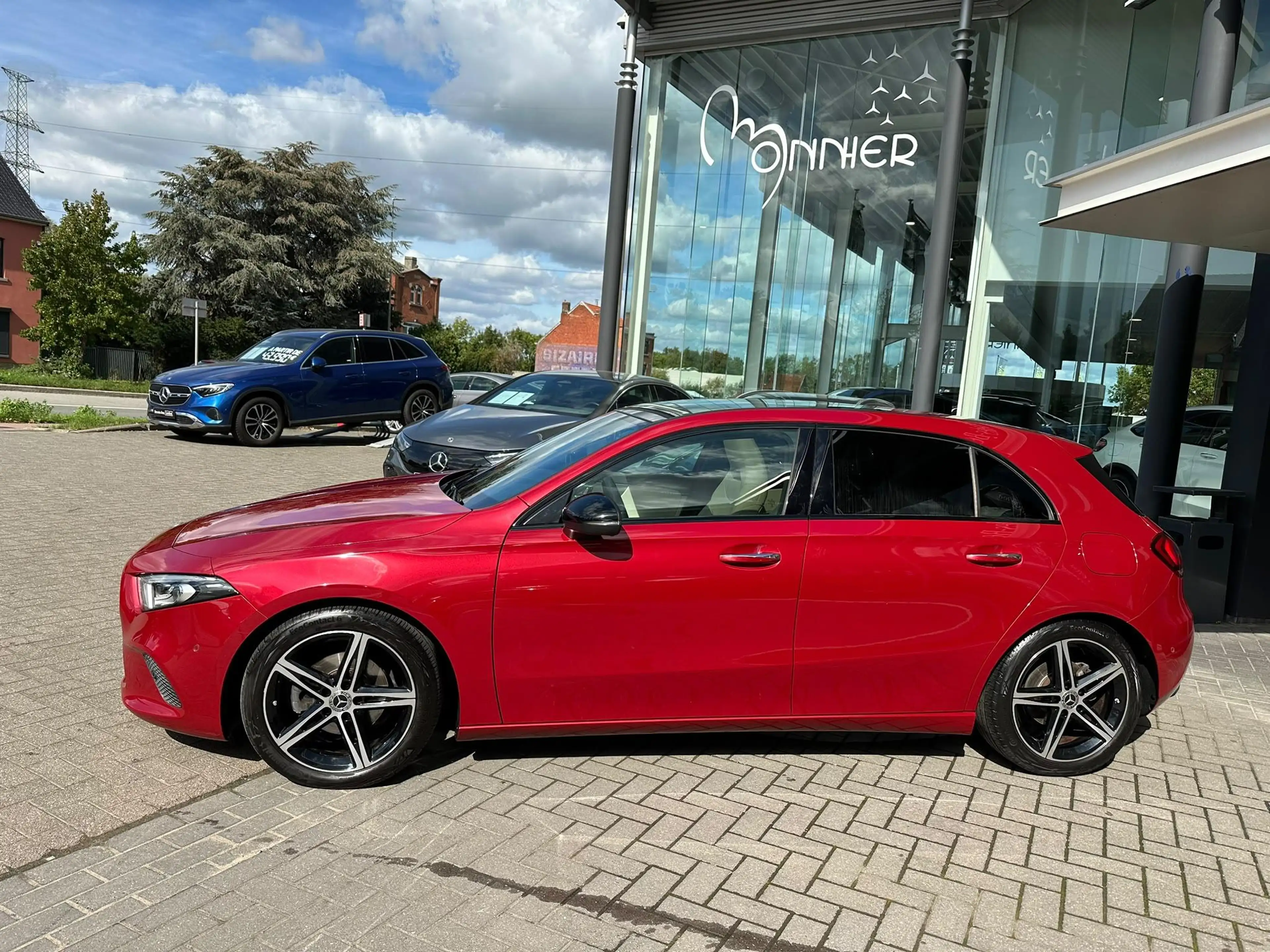 Mercedes-Benz A 180 A — photo 2
