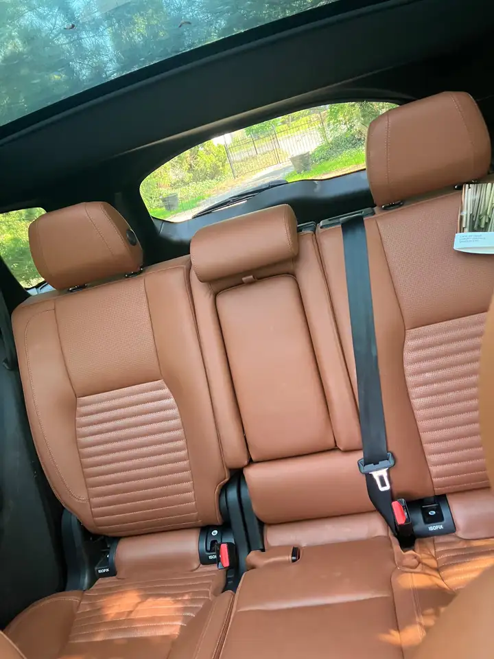 Land Rover Discovery Sport снимка Land Rover Discovery Sport