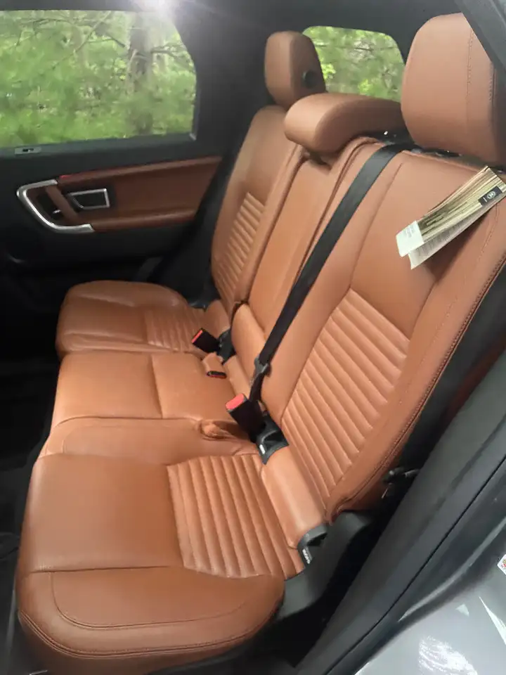 Land Rover Discovery Sport снимка Land Rover Discovery Sport