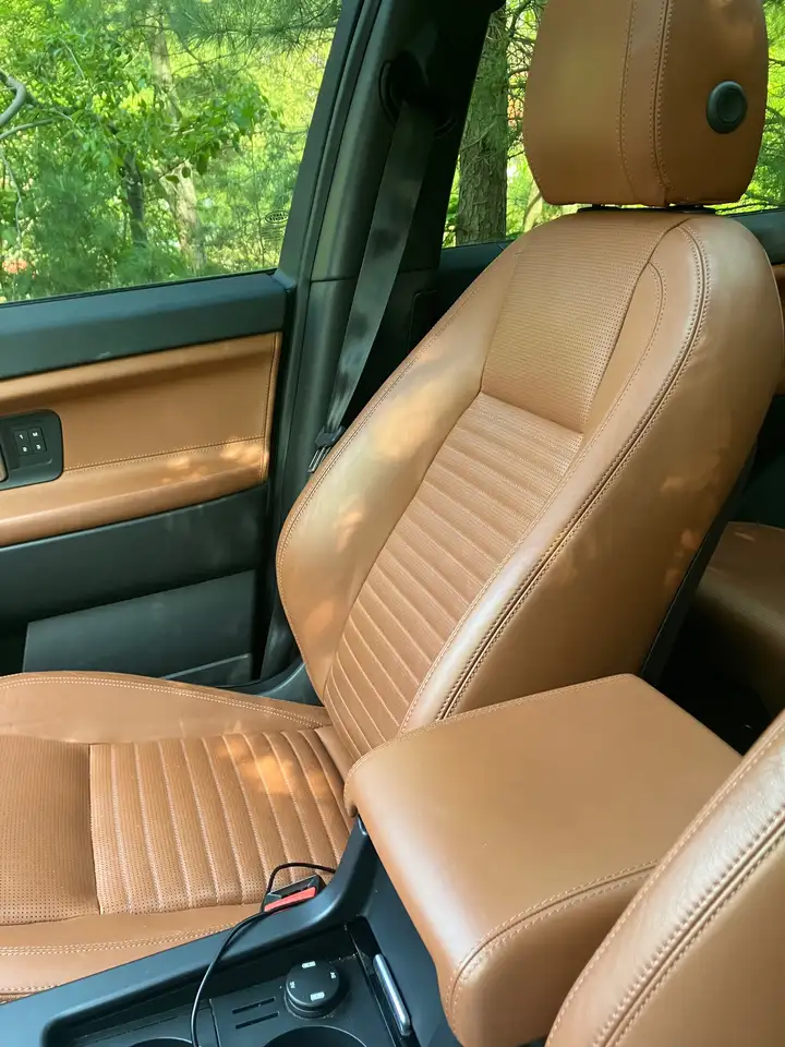 Land Rover Discovery Sport снимка Land Rover Discovery Sport