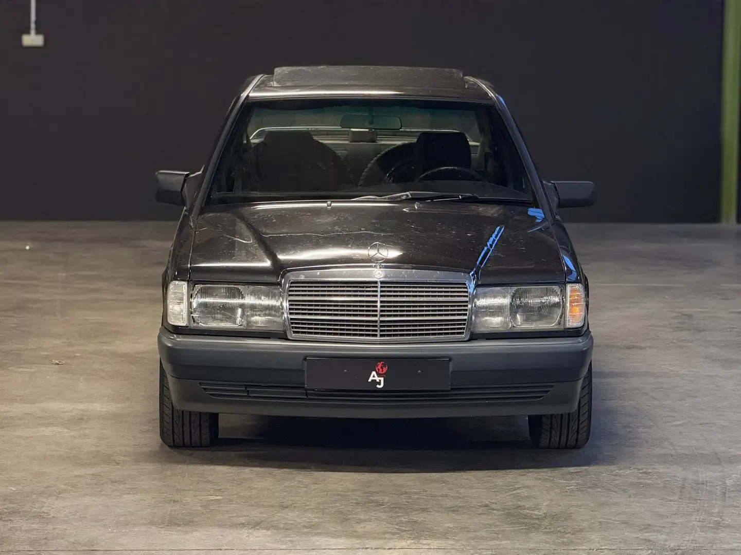 Mercedes-Benz 190 190 E 1.8i Cocoon / Oldtimer / Prête á immat Zwart - 2