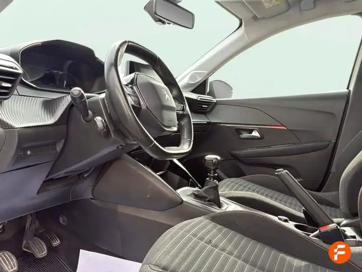 Peugeot 208 2021, foto 12