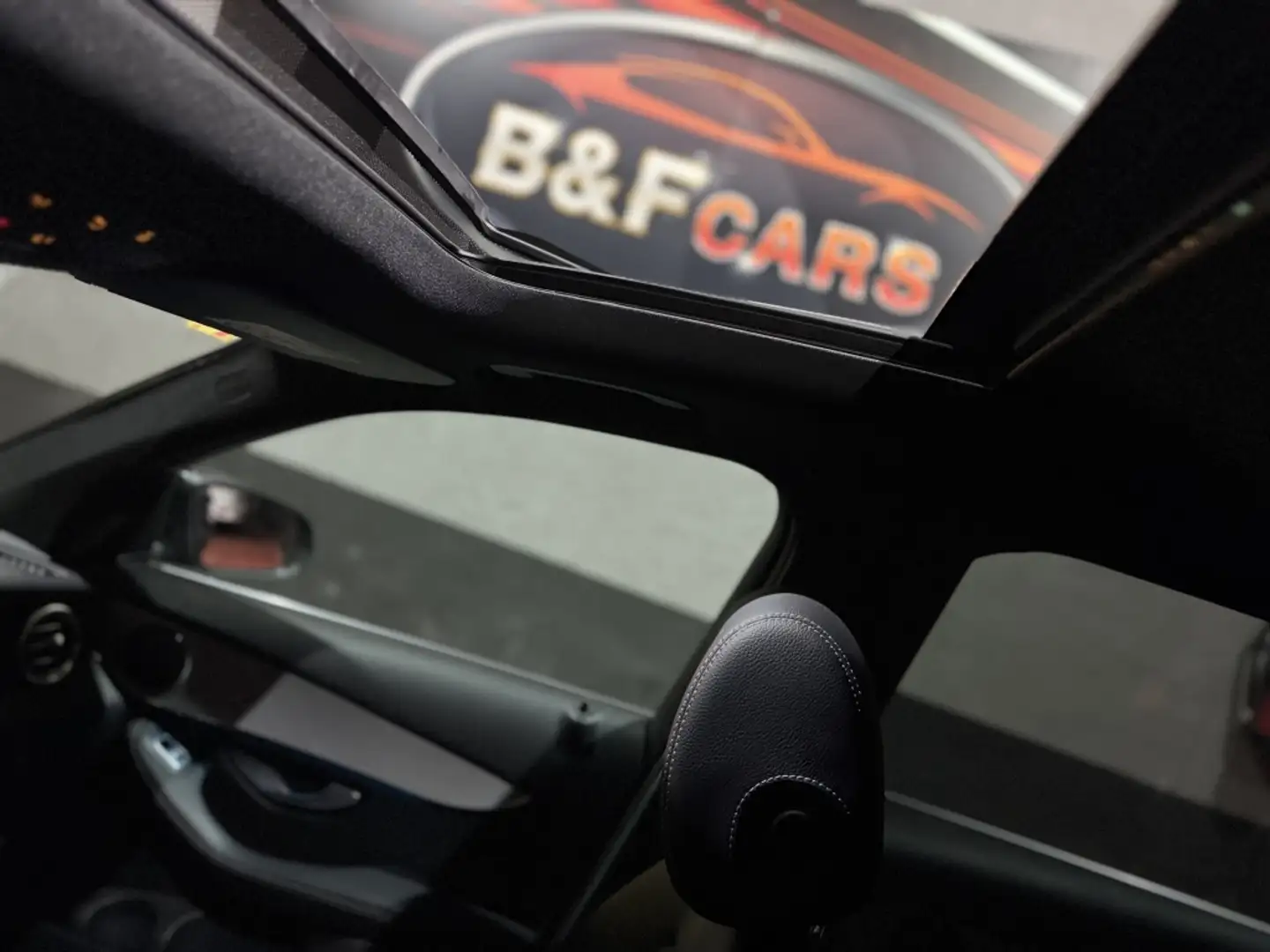 Mercedes-Benz GLC 250 4Matic Aut. Negro - 2