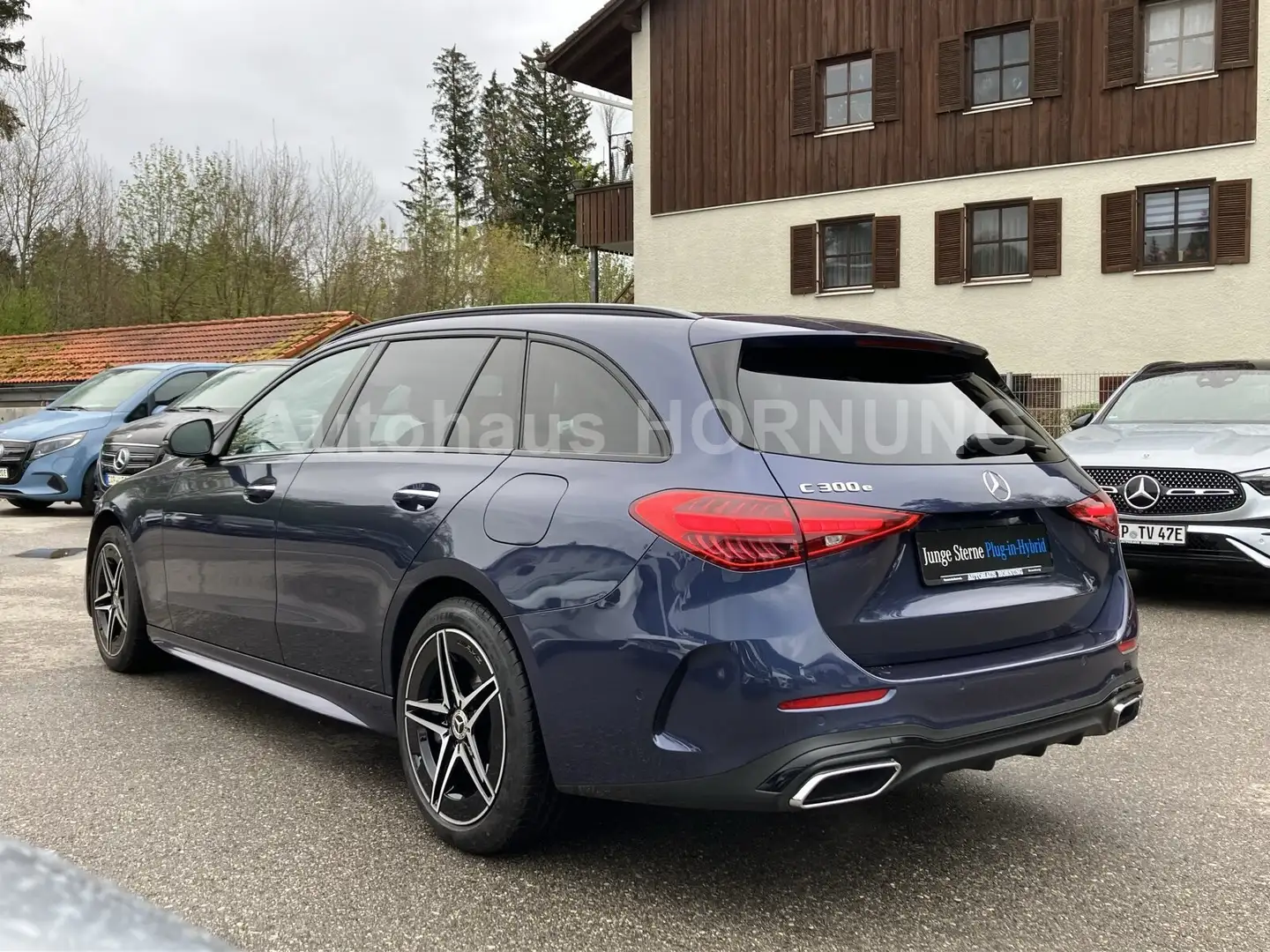 Mercedes-Benz C 300 C 300 e T AMG DIGITALL 360° MEMORY DISTR KEYLES Blauw - 2