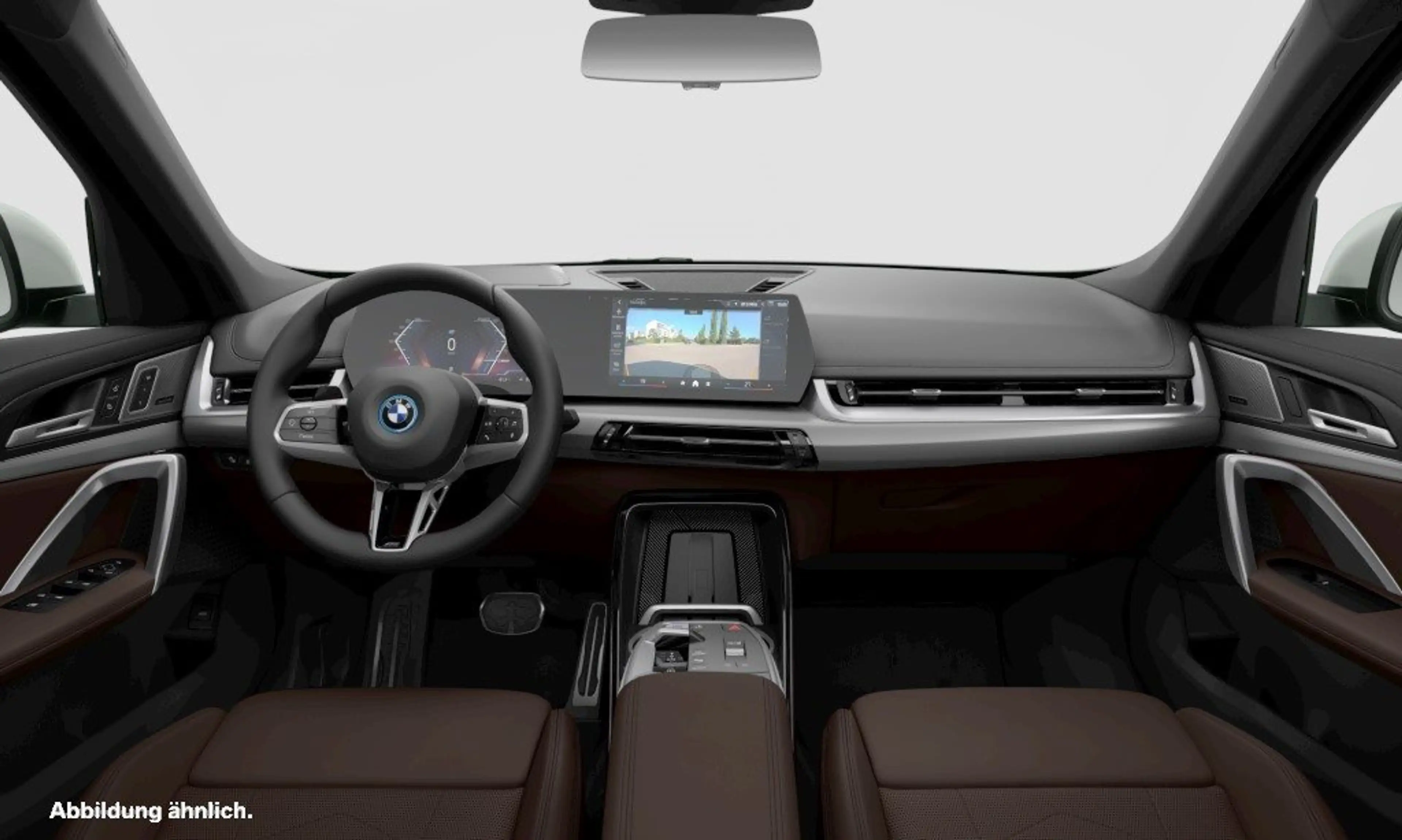 BMW iX1 xDrive30 — photo 3