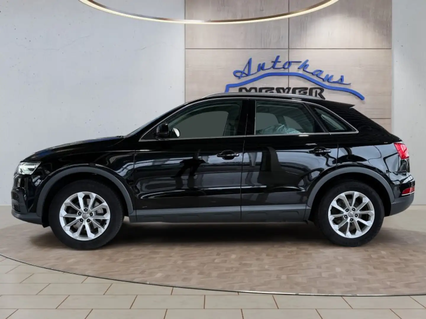 Audi Q3 2.0TDI 184PS Quattro aAHK/8*Alu/Navi/BI-Xenon Schwarz - 2