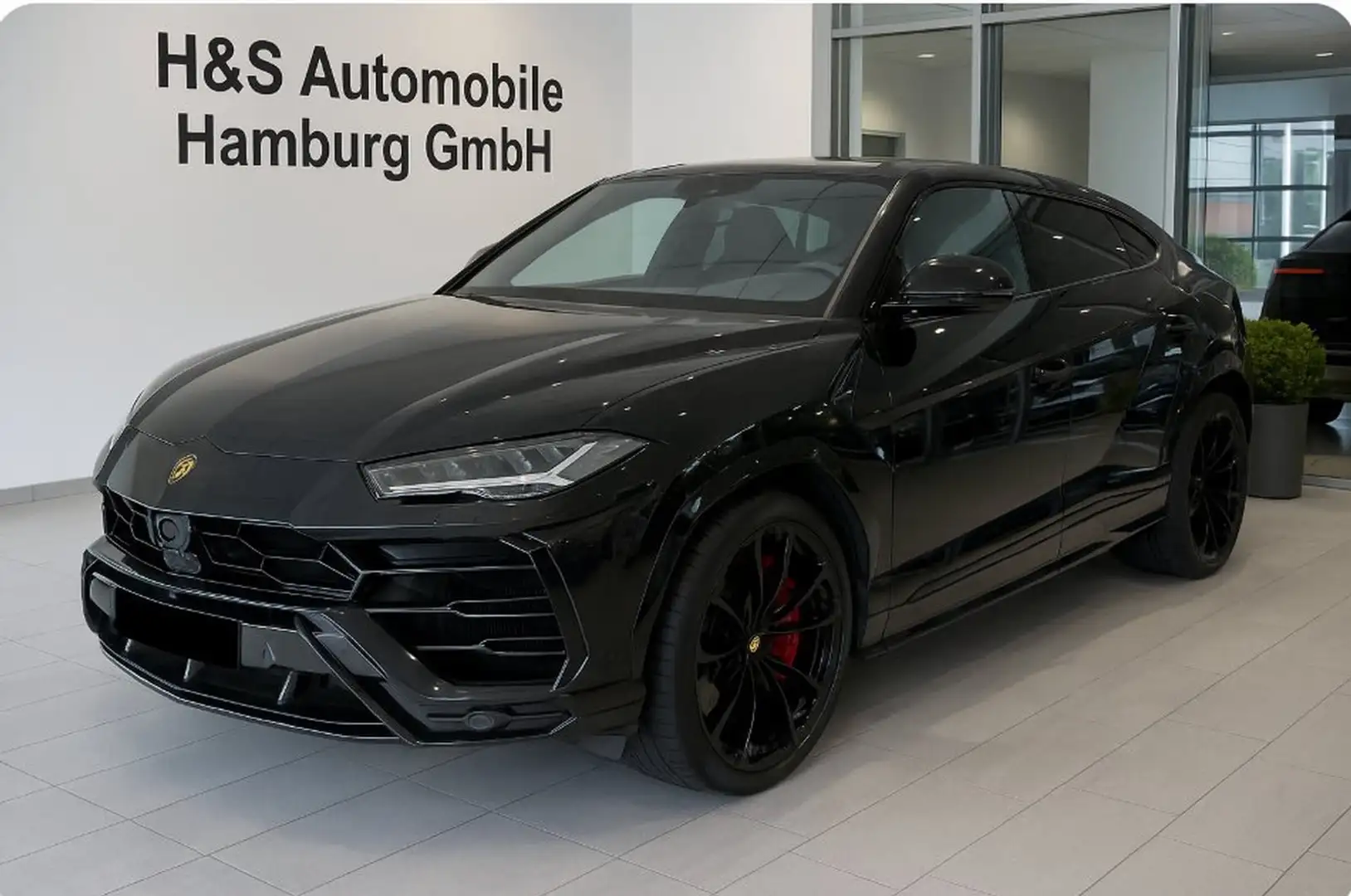 Lamborghini Urus new Service Černá - 2