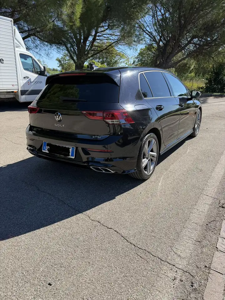 Volkswagen Golf 1.5 etsi evo R-Line 150cv dsg — photo 1 of 10
