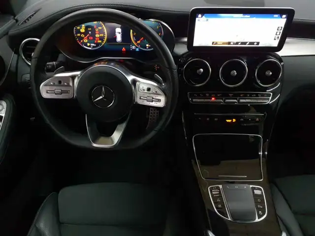 Mercedes-Benz GLC view 6