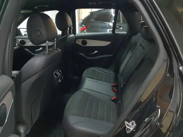 Mercedes-Benz GLC view 11