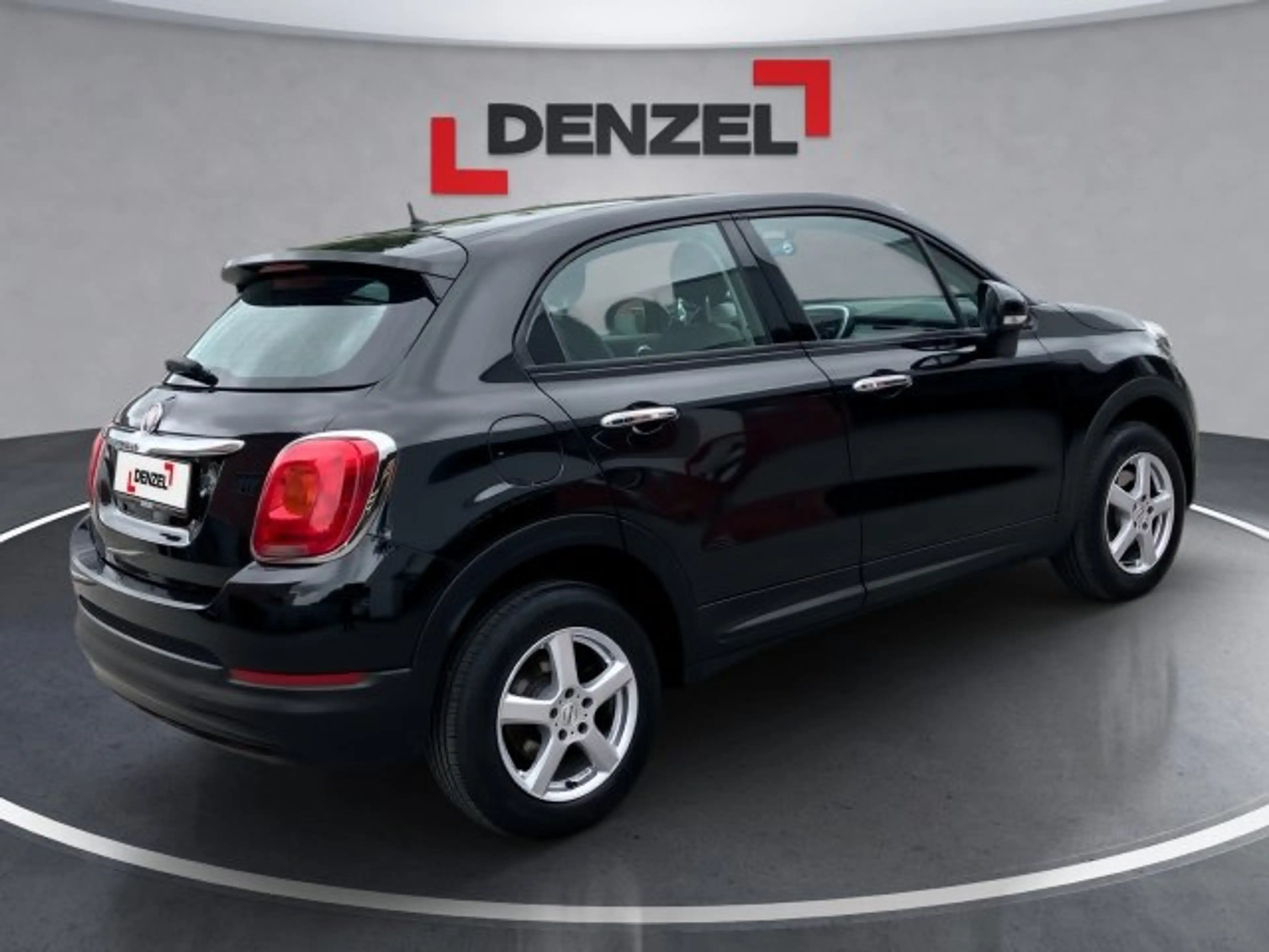 Fiat 500X 1,6 e-torQ City Look Pop — photo 4