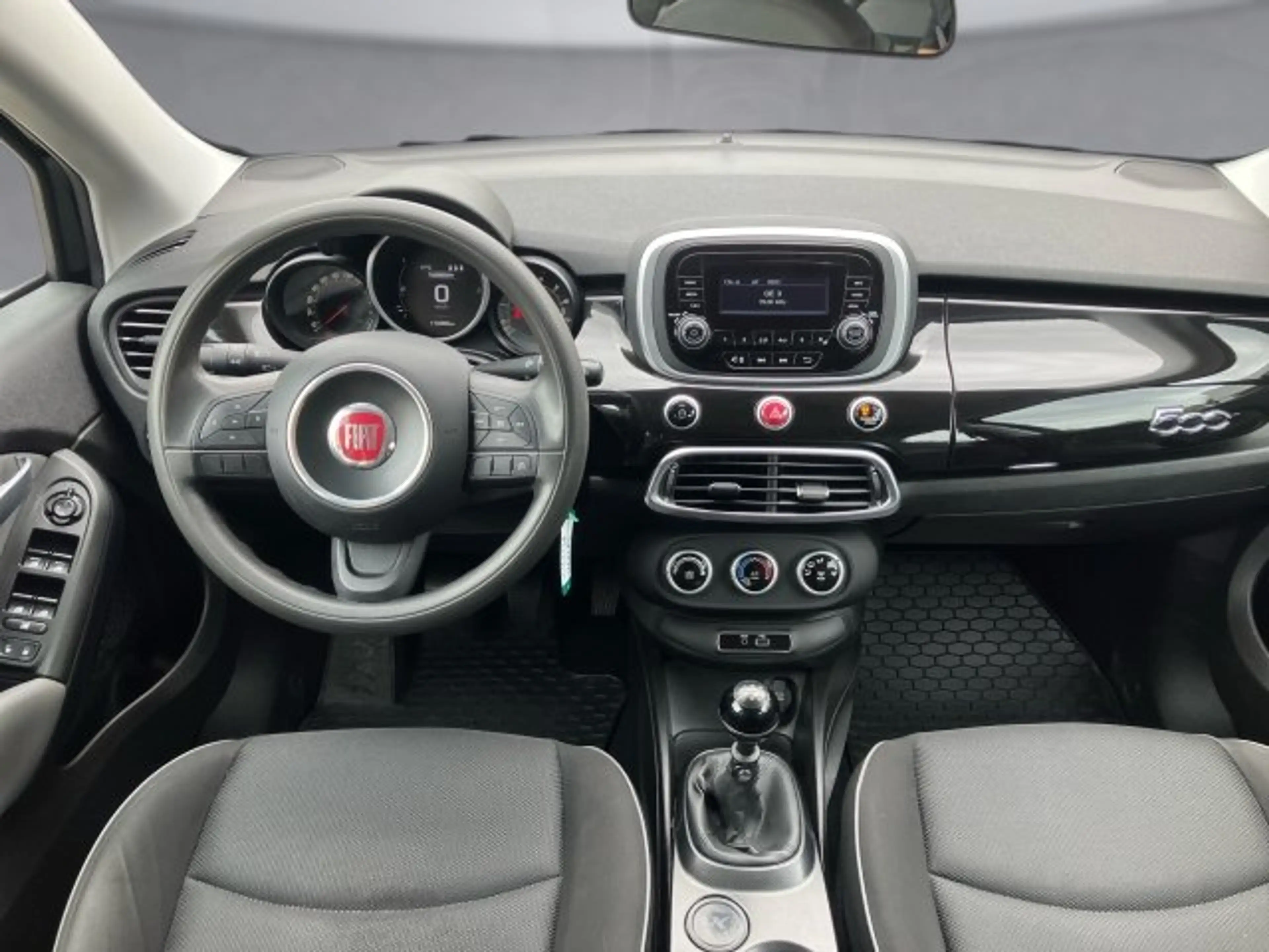 Fiat 500X 1,6 e-torQ City Look Pop — photo 9