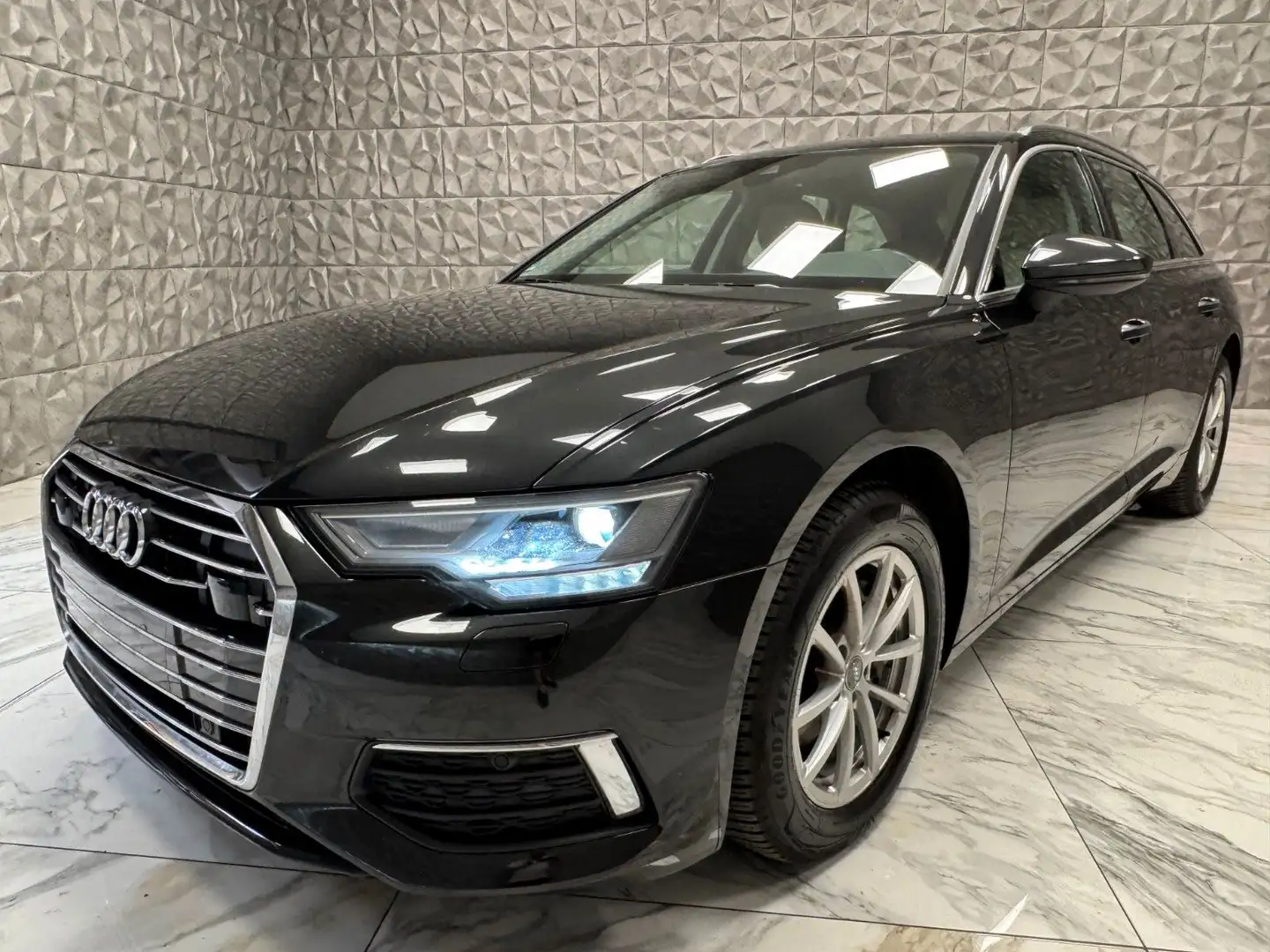 Audi A6 Avant 40 TDI design ××× VOLL FAHRBEREIT ××× Grau - 1