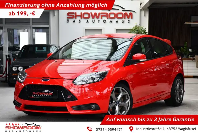 Ford Focus Lim. ST Bi-Xenon 18" Y Recaro Race 1.Hand