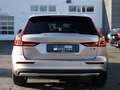 Volvo V60 Cross Country B4 Plus AWD H/K NAVI LED Beige - thumbnail 4