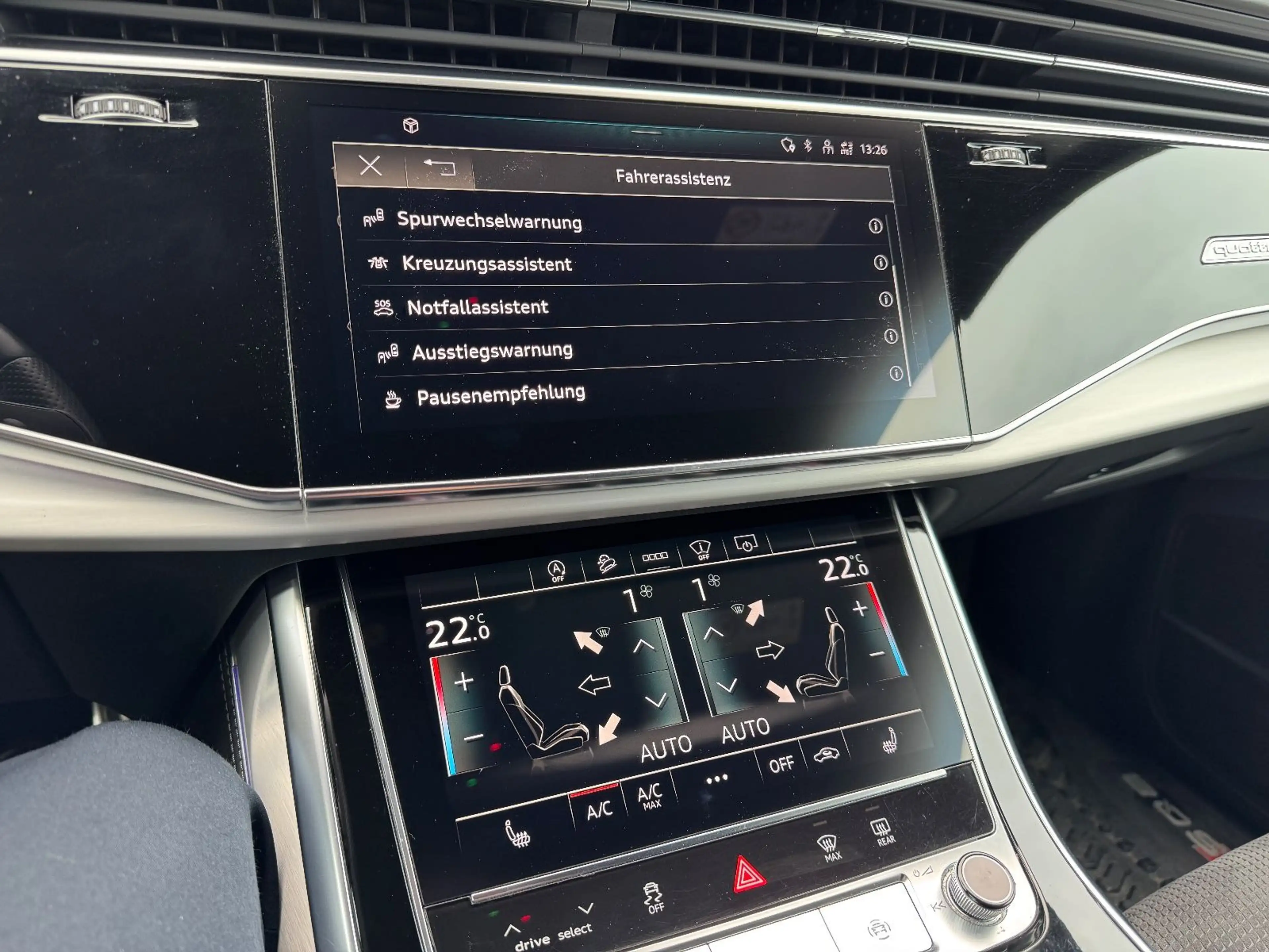 Audi SQ8 4.0 TDI quattro — photo 12