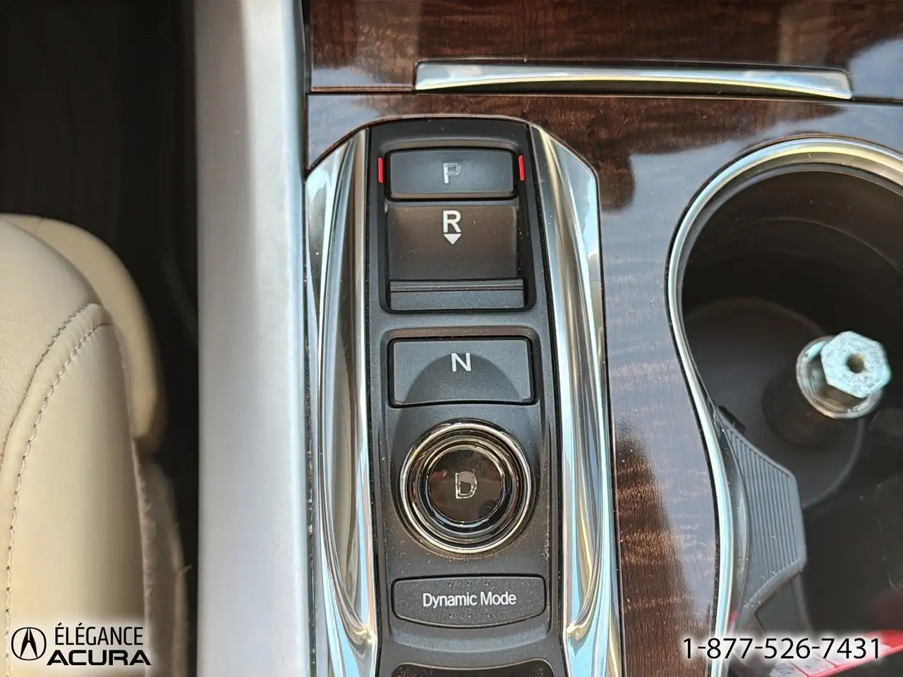Acura TLX снимка Acura TLX