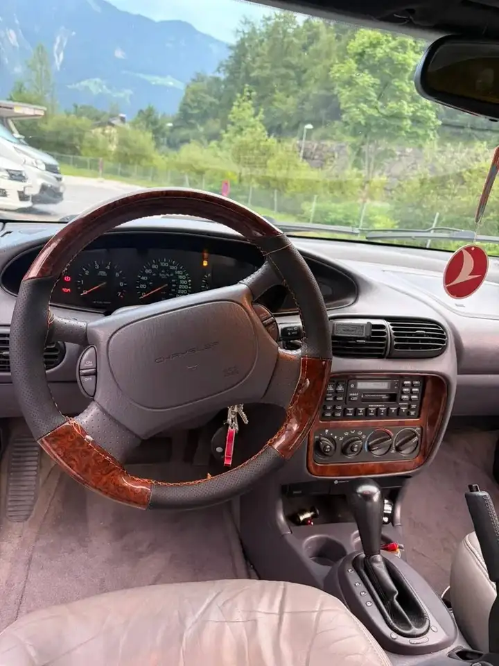 Chrysler Stratus Cabrio 2,5 LX Aut., foto 10