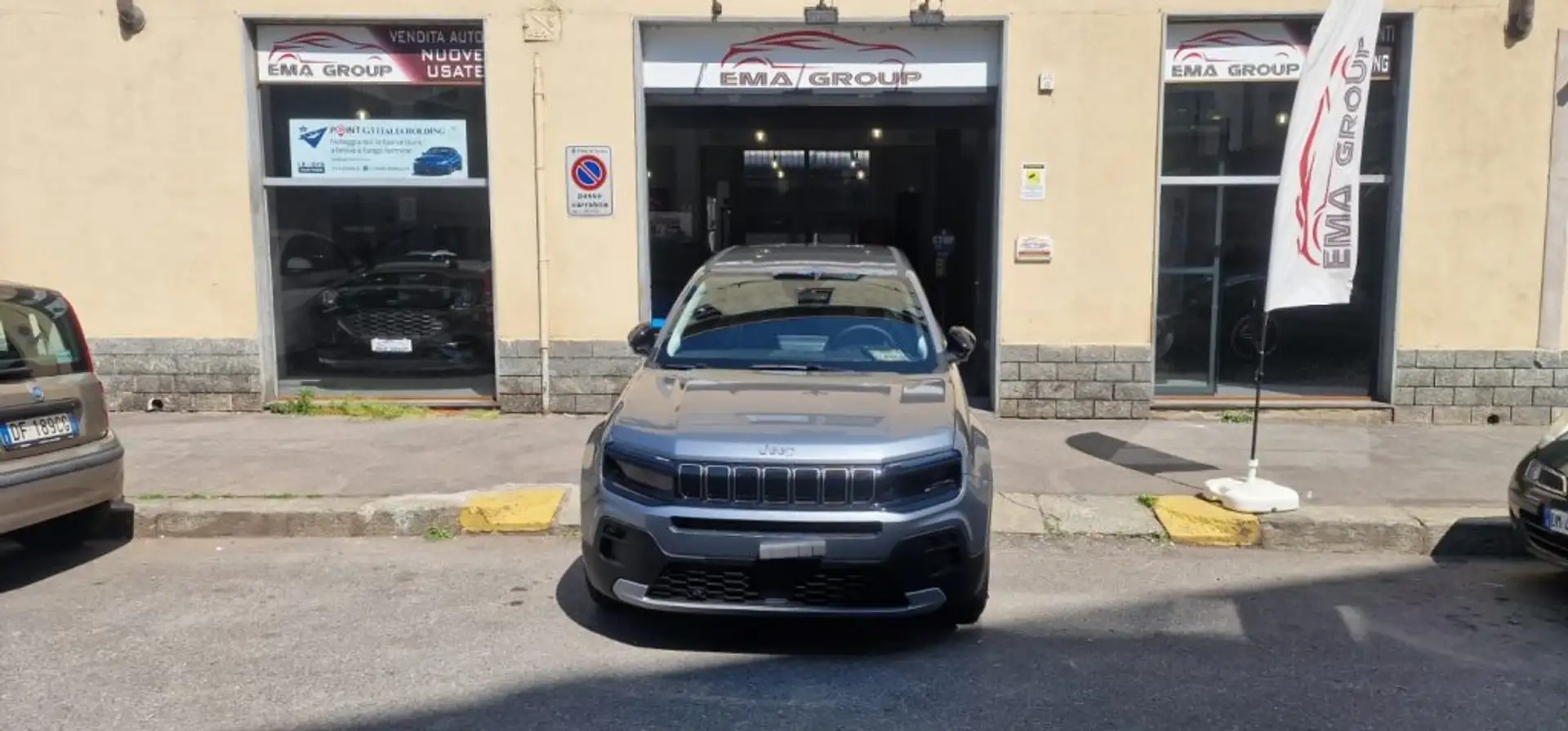 Jeep Avenger 1.2 Turbo 100 CV Summit Grigio - 2