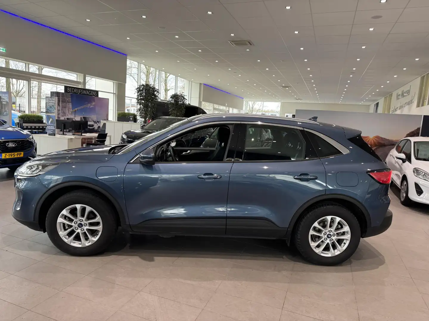 Ford Kuga 2.5 PHEV Titanium X Adapt. Cruise | HUD | | Camera Blauw - 2