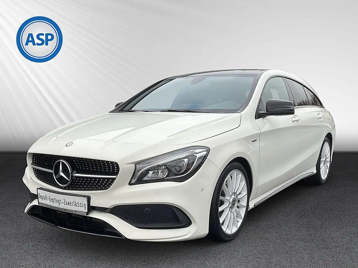Mercedes-Benz CLA 200 SB 7G-DCT Edition AMG Line LED PANO NAVI Blanc - 1
