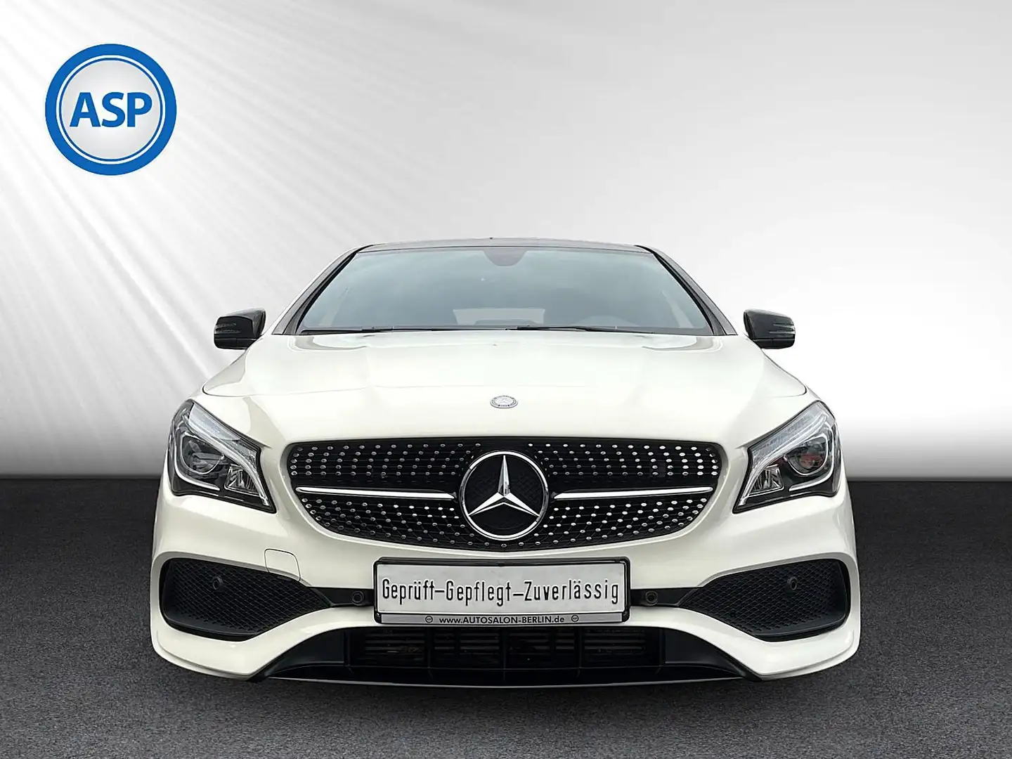Mercedes-Benz CLA 200 SB 7G-DCT Edition AMG Line LED PANO NAVI Blanc - 2