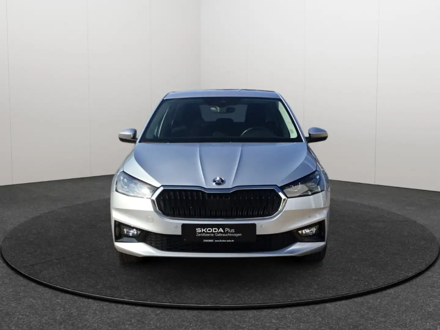 Skoda Fabia 1.0TSI DSG Ambition LED PDC SHZ beheiz. Frontschei Plateado - 2