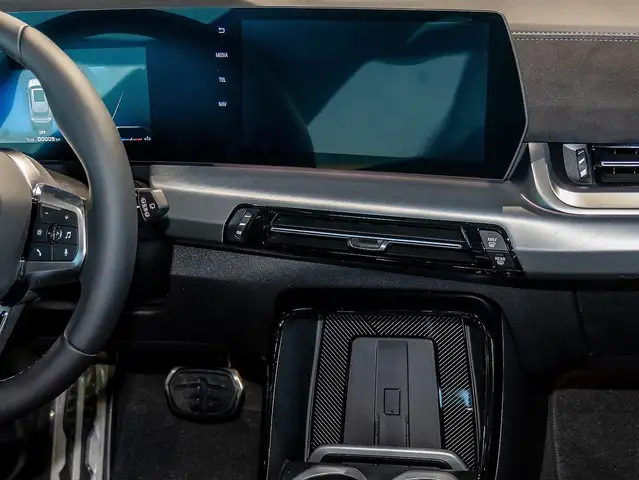 BMW X1 view 5