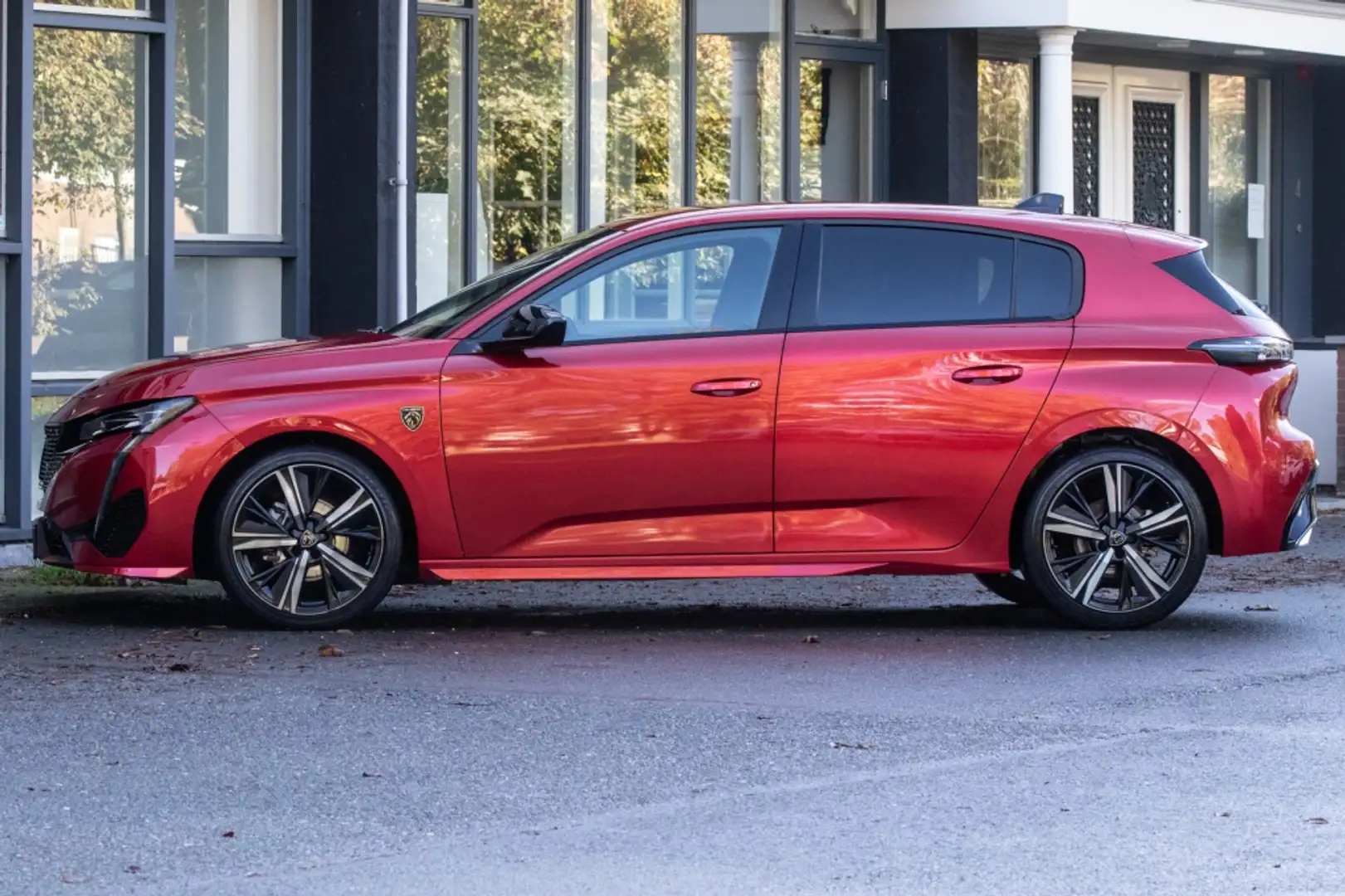 Peugeot 308 1.2 PureTech GT Line Av Rood - 2