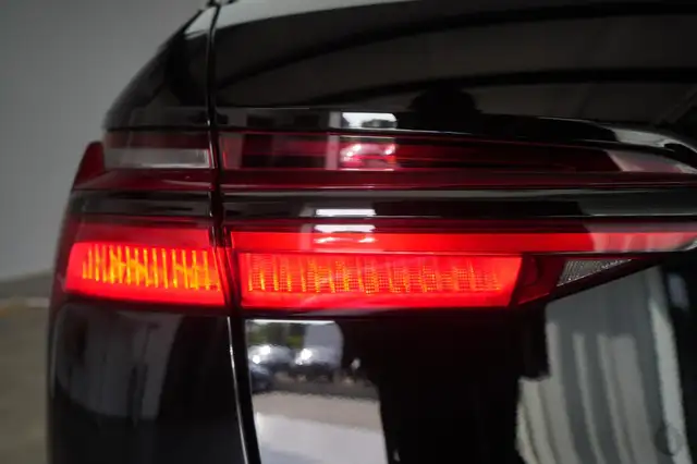 Audi A6 view 15
