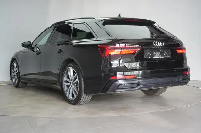 Audi A6 view 4