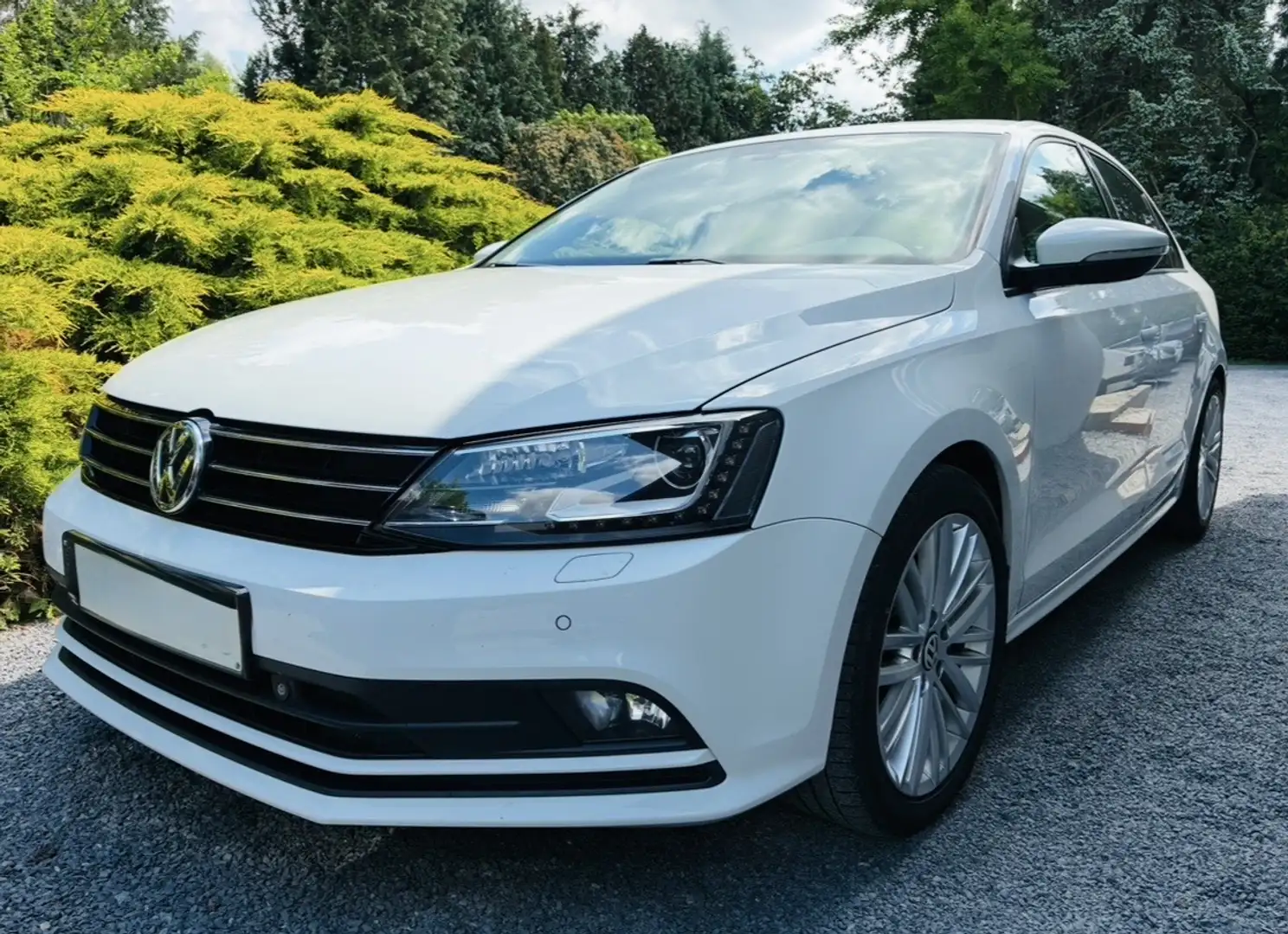 Volkswagen Jetta 2.0 CR TDi Comfortline - 2