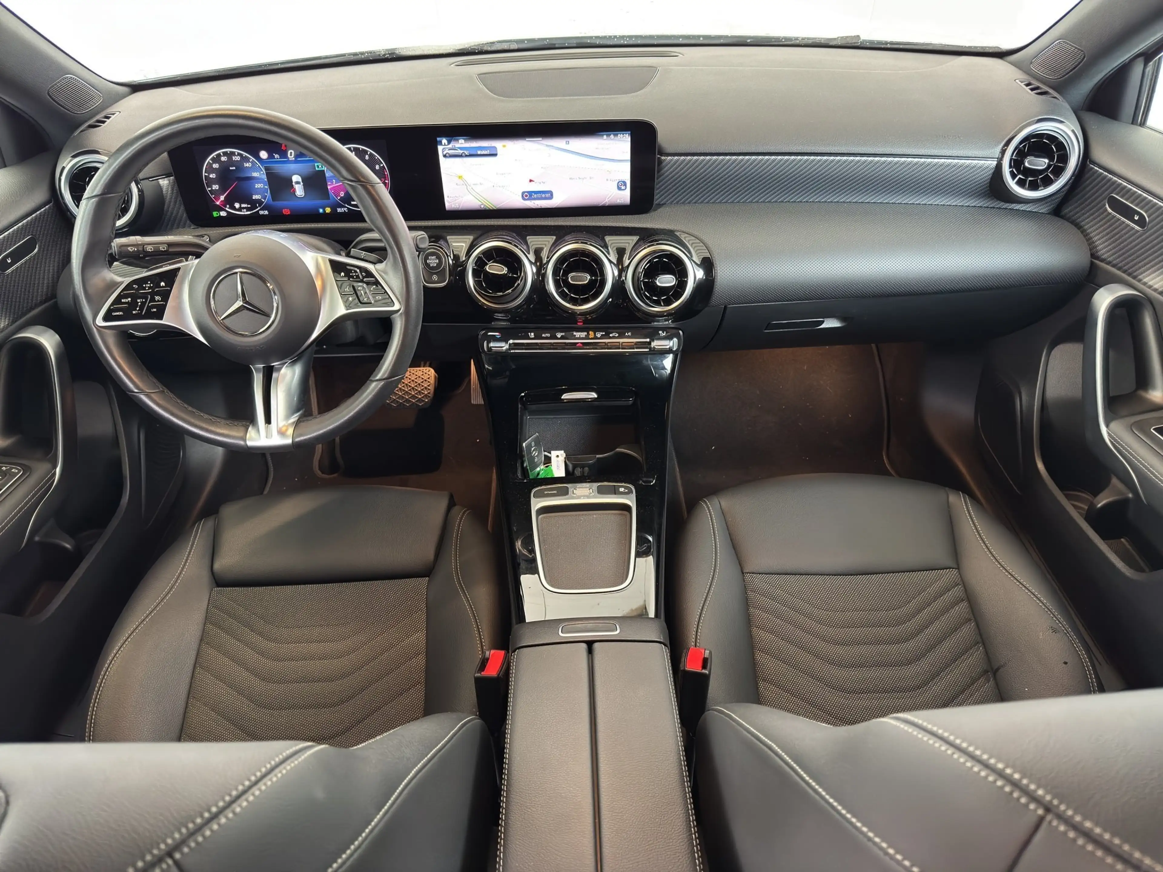 Mercedes-Benz A 180 A180 7G-DCT Progressive Advanced Navi. — photo 7