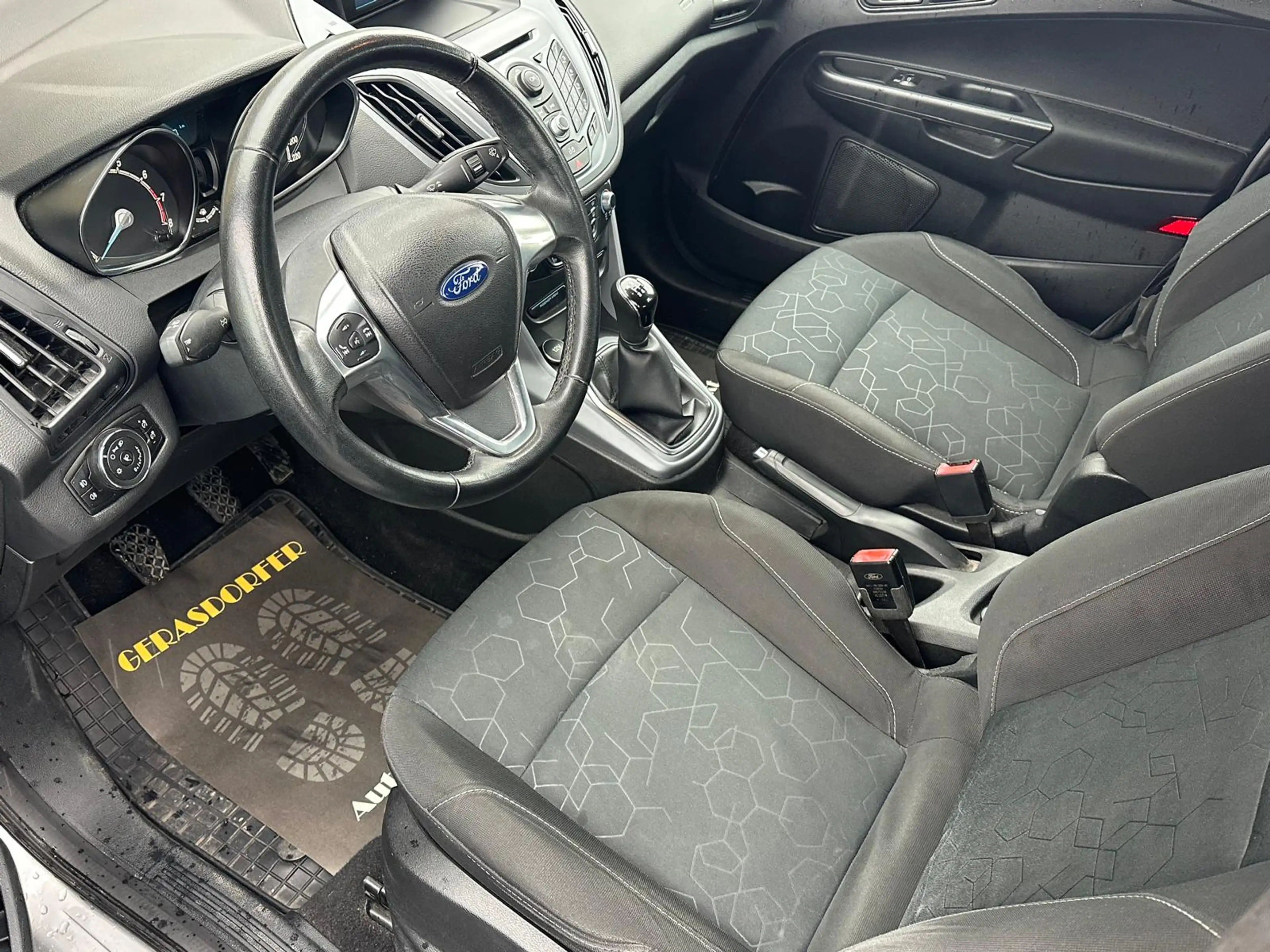 Ford B-Max Sync Edition — photo 9
