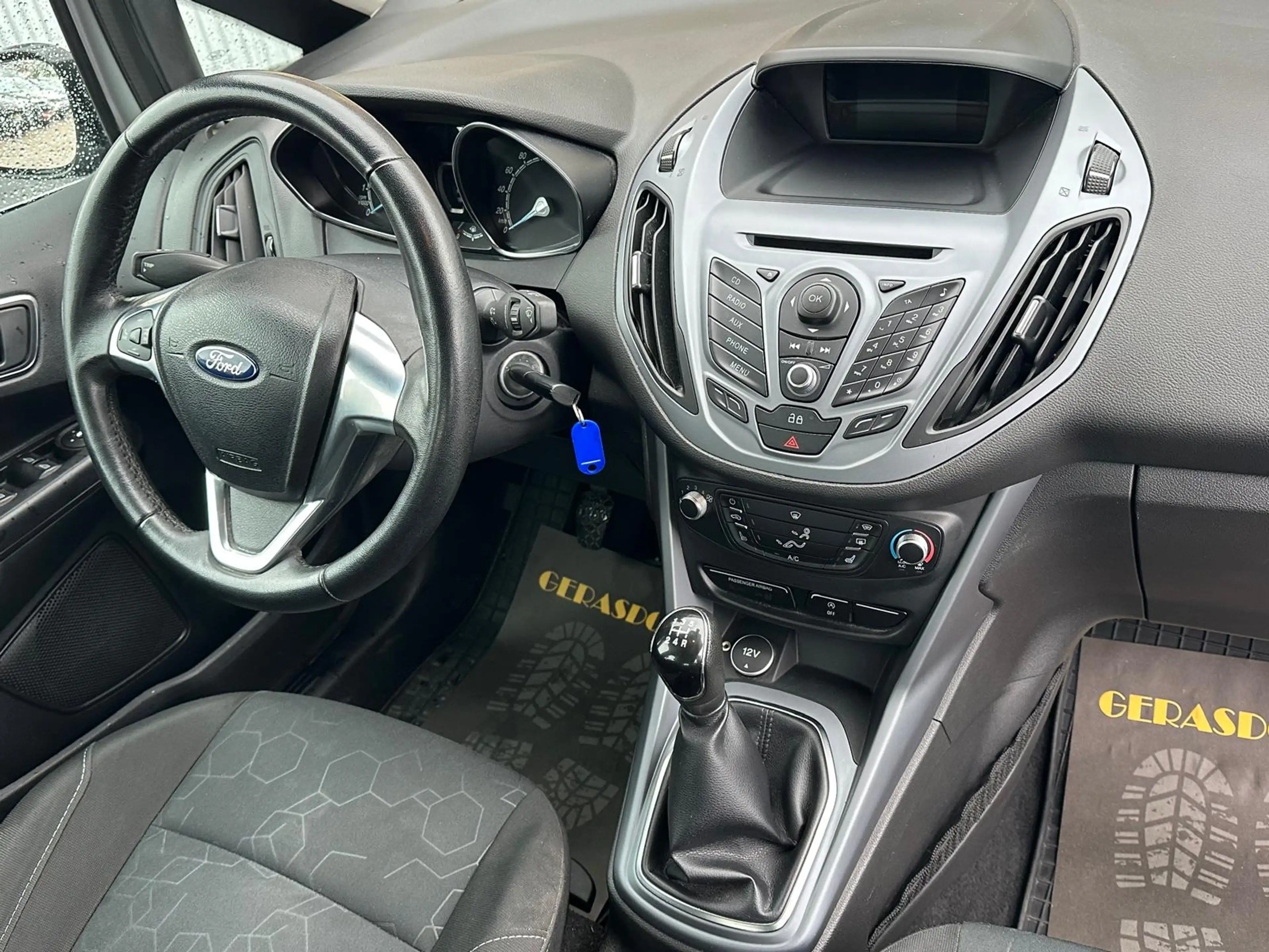 Ford B-Max Sync Edition — photo 13