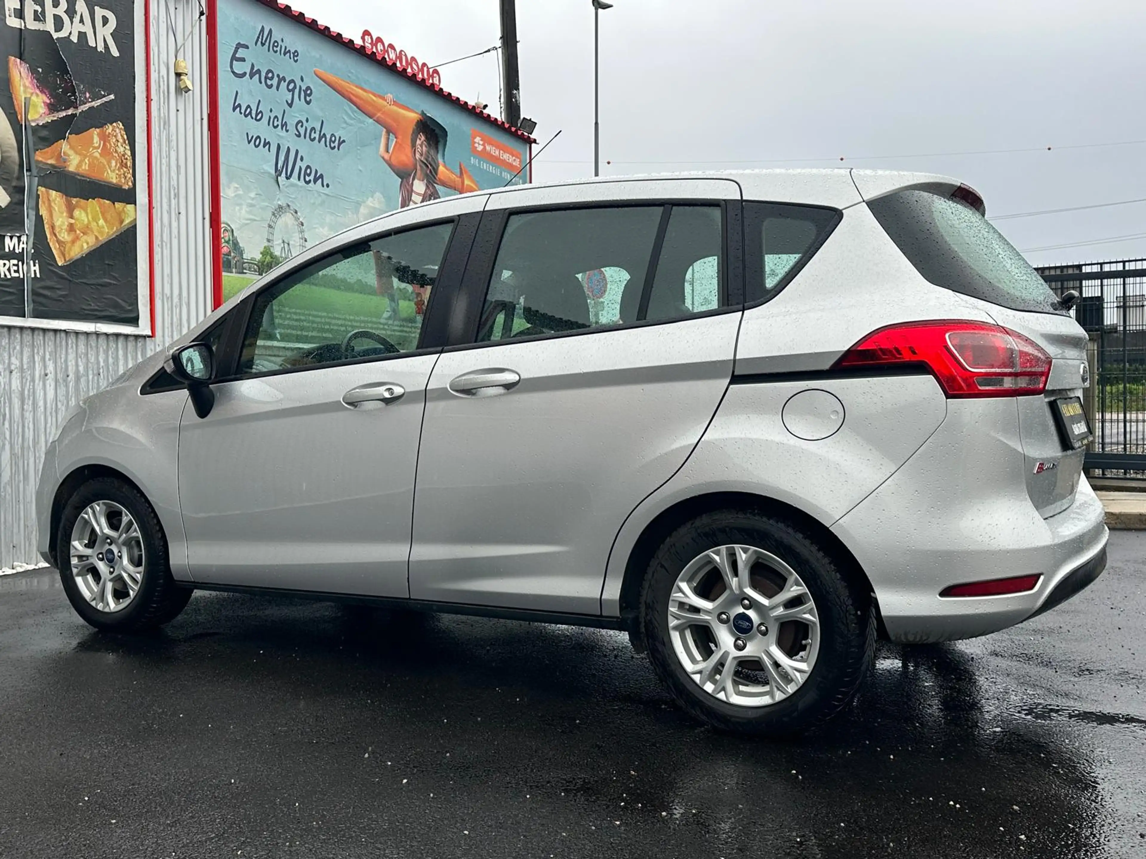 Ford B-Max Sync Edition — photo 7