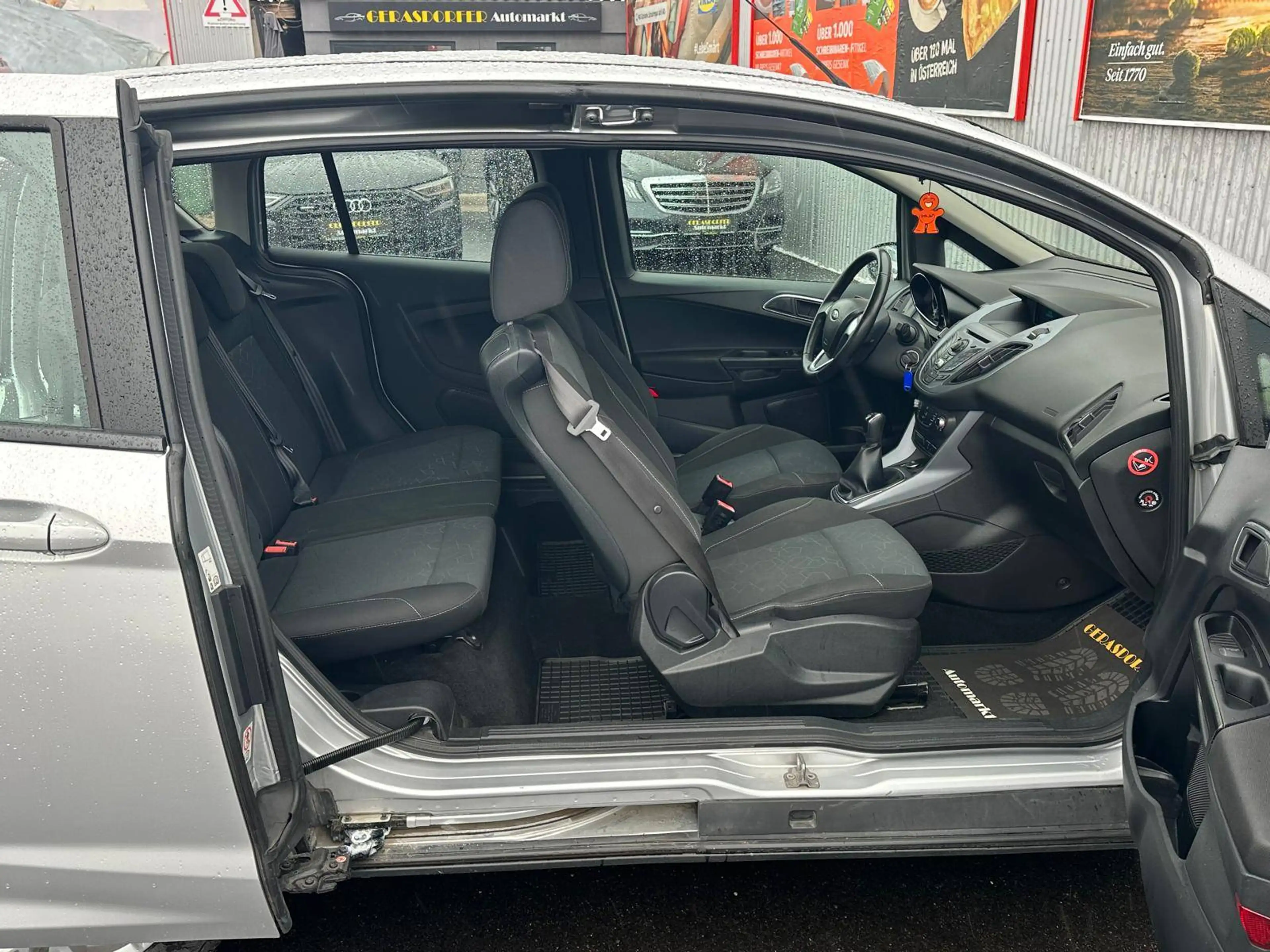 Ford B-Max Sync Edition — photo 14