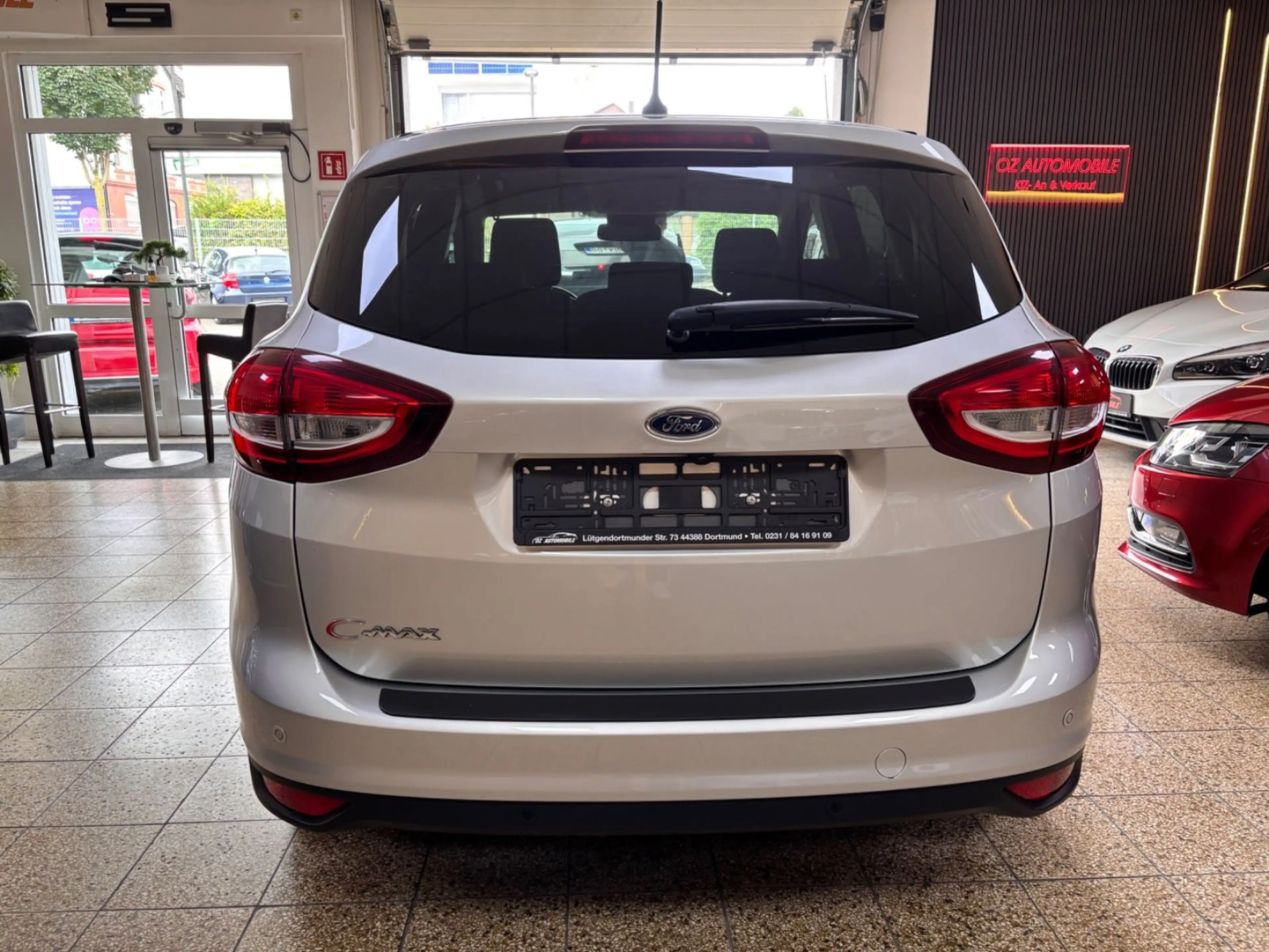 Ford C-Max Titanium — photo 7