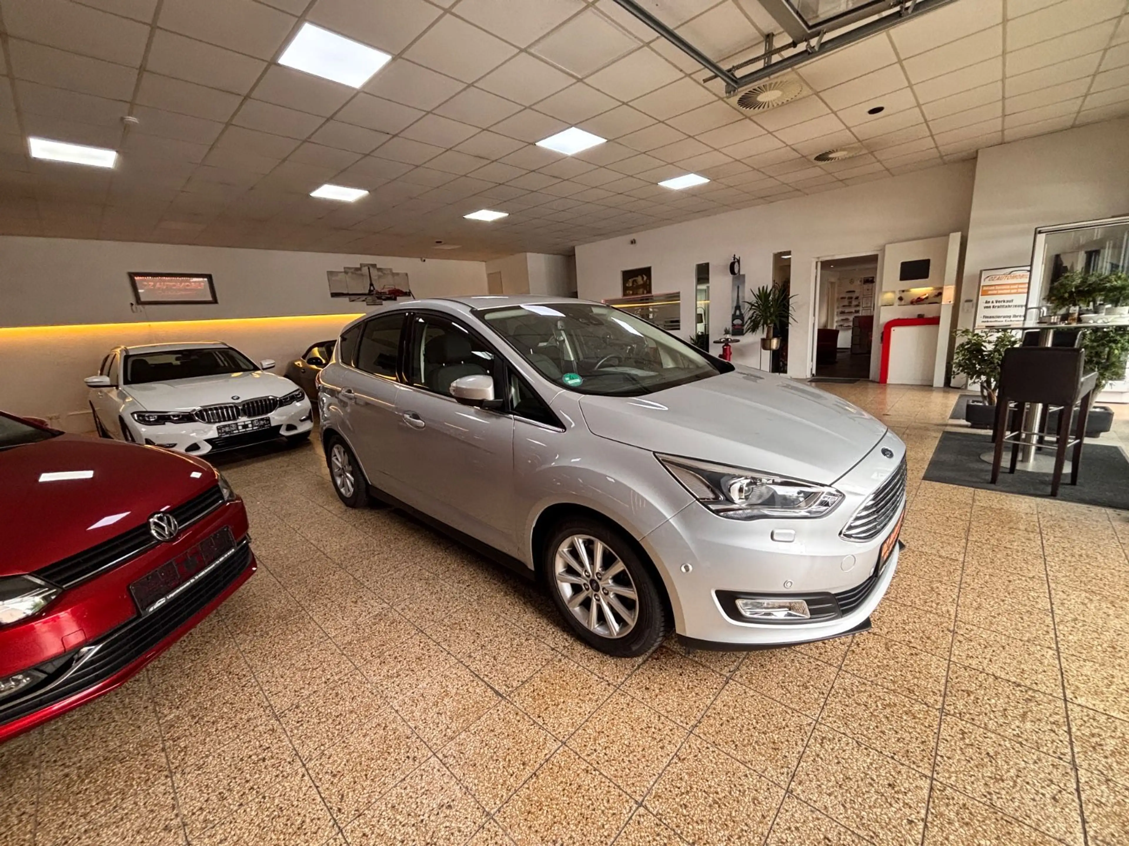 Ford C-Max Titanium — photo 5