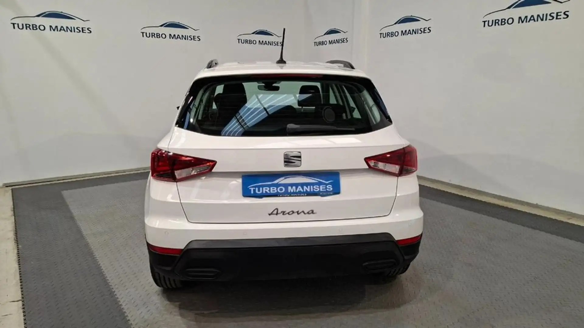 SEAT Arona 1.0 TSI 81kW (110CV) Style Plus Wit - 2