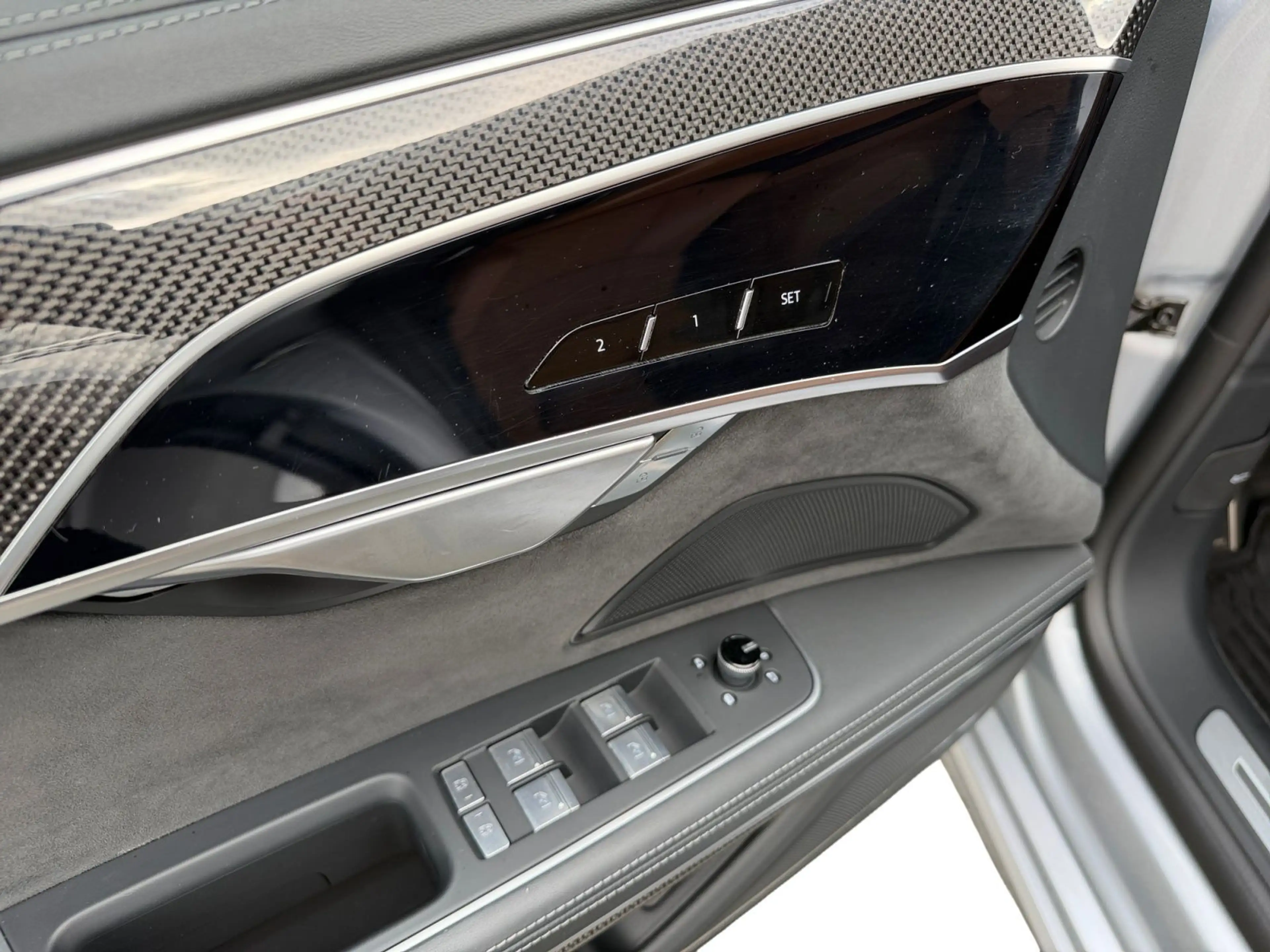 Audi S8 quattro MATRIX+AIR+PANO+STANDHZG+HuD+360° — photo 15