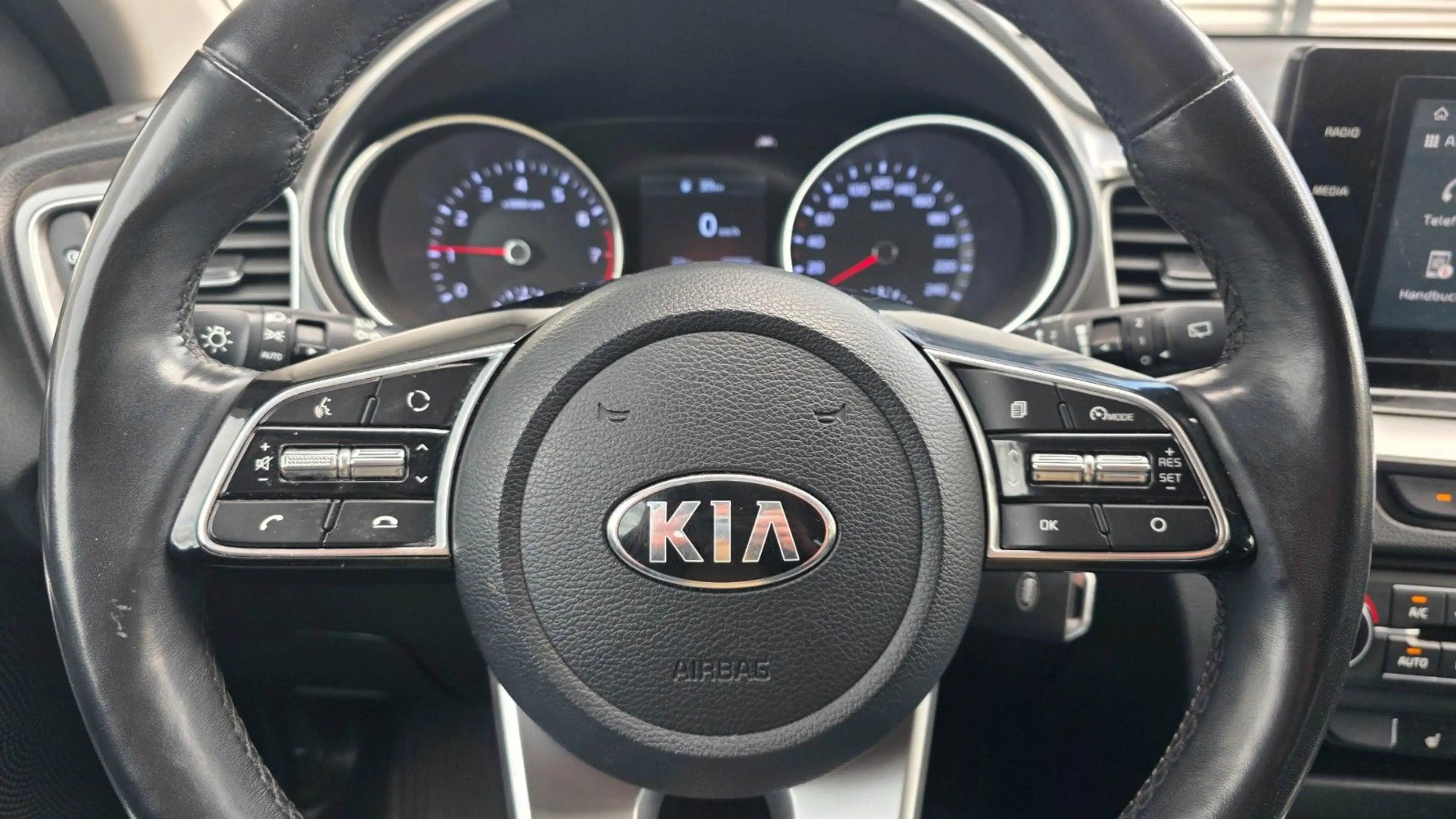 Kia Ceed / cee'd Apps Klima Lhzg Shzg Klima Camera — photo 4