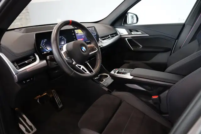 BMW X1 M35i xDrive Sportpaket Head-Up HK HiFi DAB Ansicht 5