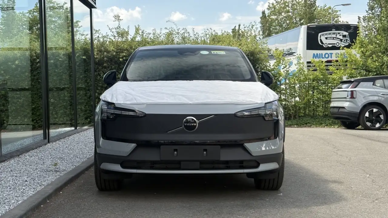 Volvo EX30 2026