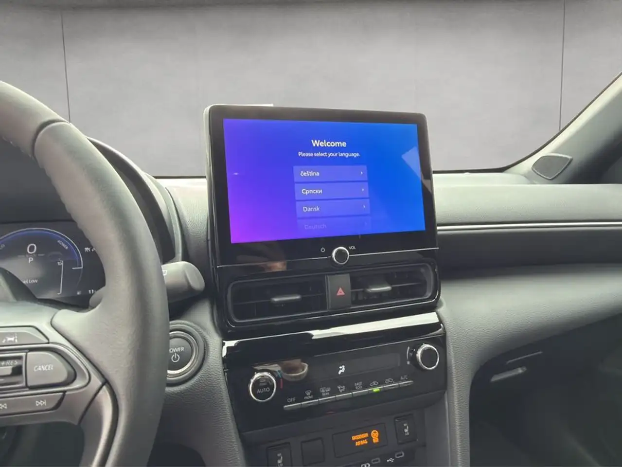 Toyota Yaris Cross Hybrid Teamplayer Safety- und Winter-P 14