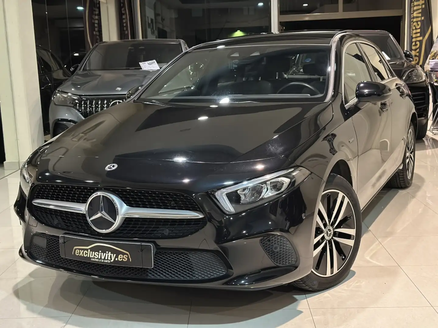 Mercedes-Benz A 250 250e 8G-DCT Noir - 2