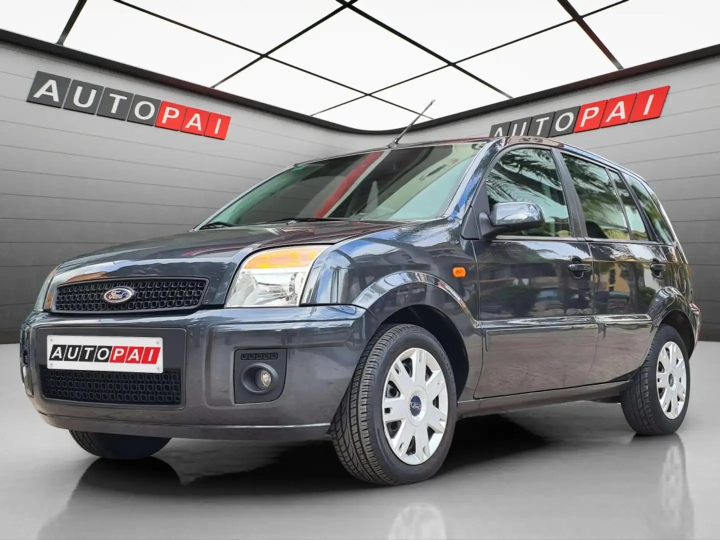 Ford Fusion 1.4TDCi Trend Gris - 1